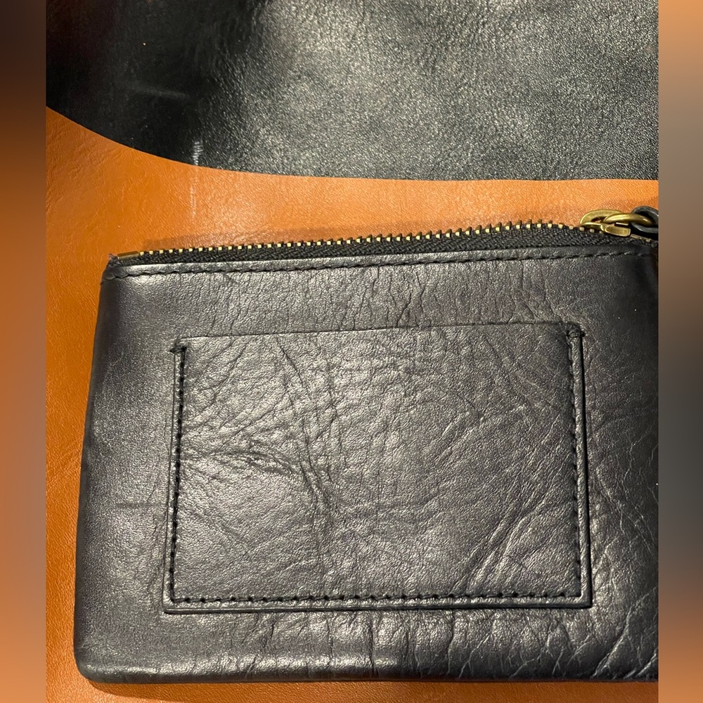 Madewell The Leather Pocket Pouch Wallet with Zipper and Credit Card Pocket